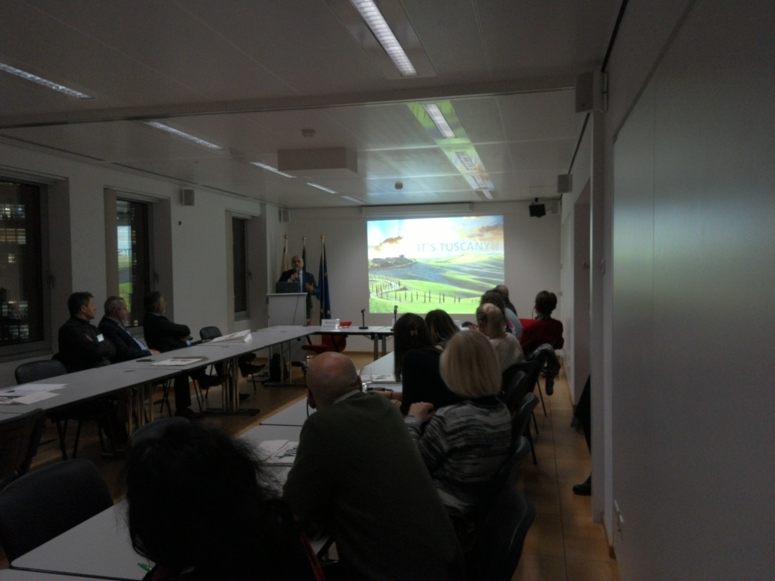 Un momento della presentazione presso la sede belga della Region Toscana.