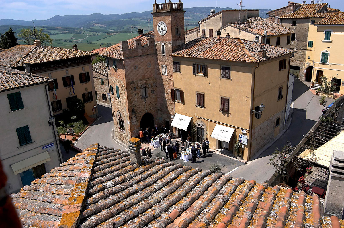 Ricominciamo da Lajatico: riparte il tour di Un’Altra Estate 2019 (22 agosto)