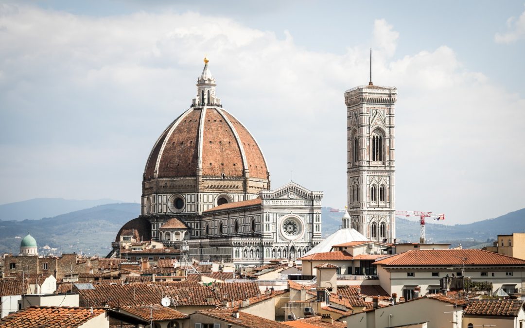 CLARIN ARGENTINA: Gli squisiti ricami di Loretta, la leggenda dei tre frati e il Museo Ferragamo in una delle città più visitate d’Italia