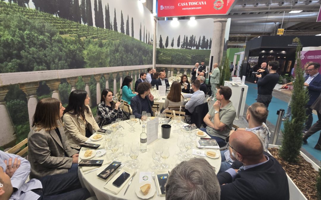 Vinitaly 2026: successo per la prima “Casa Toscana”. Giani e Marras: «Il vino è la locomotiva della nostra identità e del turismo diffuso»