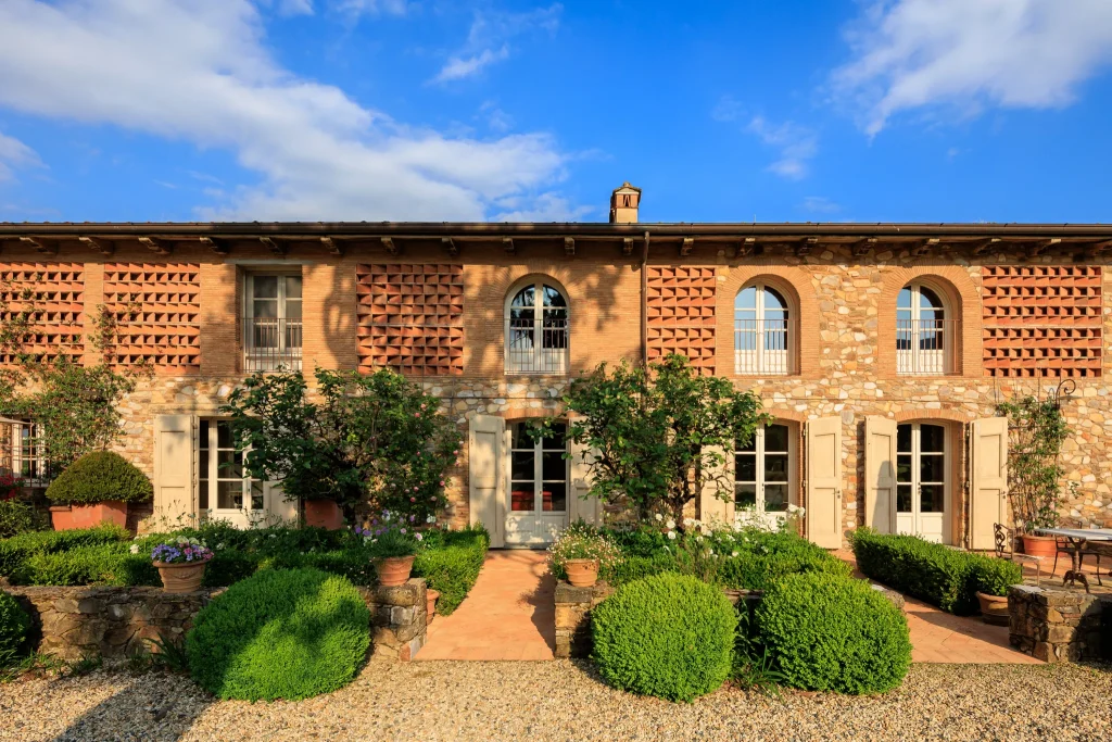 Immagine di un'antica villa toscana